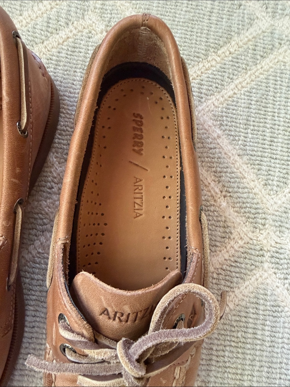 Sperry x Aritzia Authentic Original™ 2-Eye Boat Shoe- women’s loafer - Picture 2 of 5